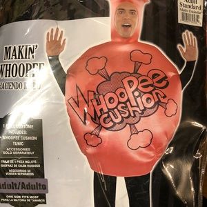 Whoopie cushion costume “one size fits most”